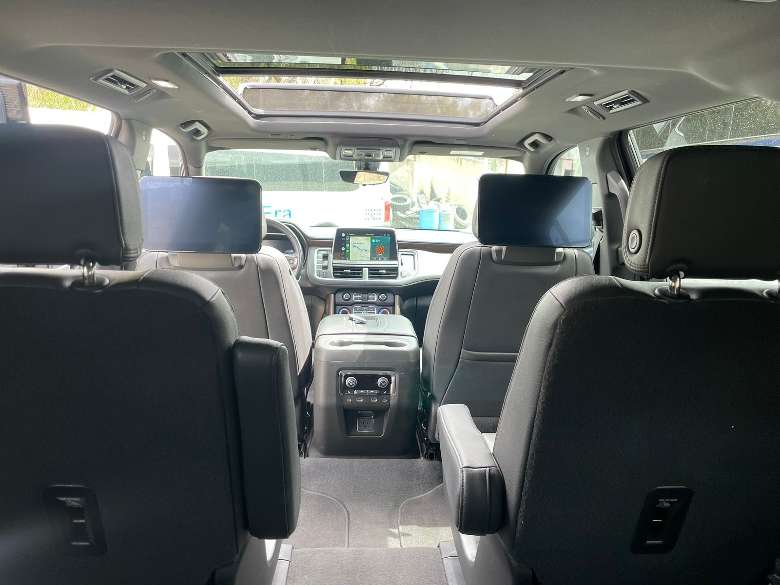 Suburban Traslado VIP