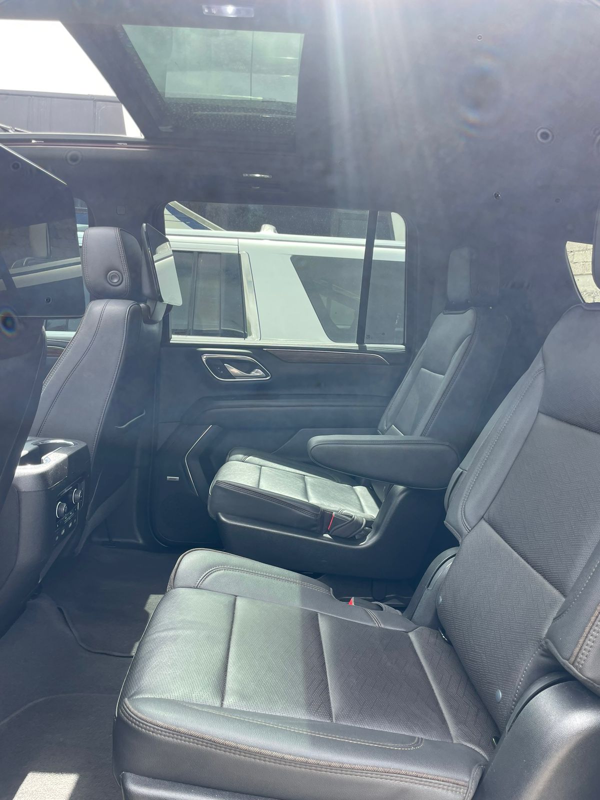 Suburban Exterior Premium